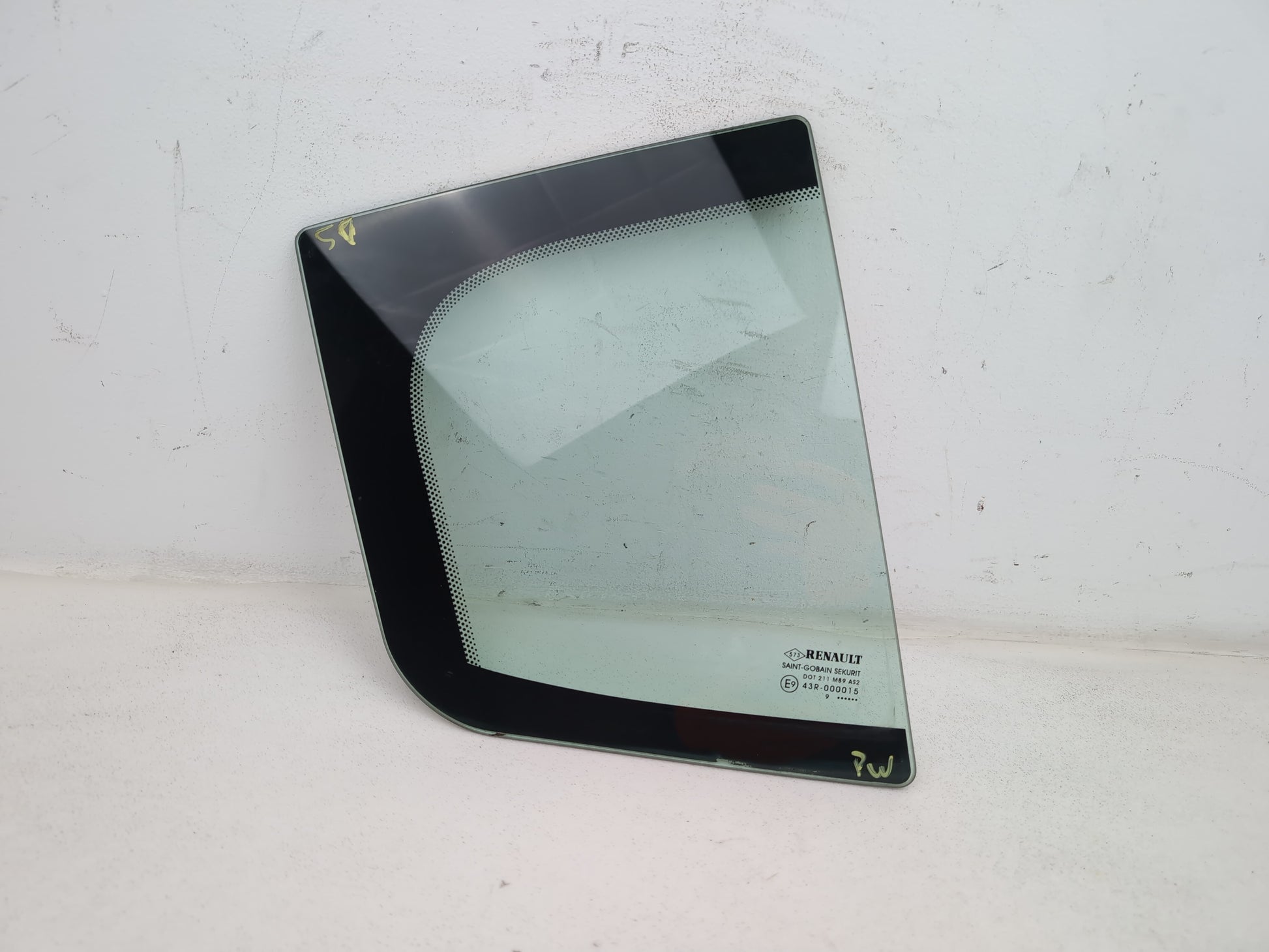 Renault Megane Expression Vvt 110 Rear Right Side Quarter Glass 2008-2015