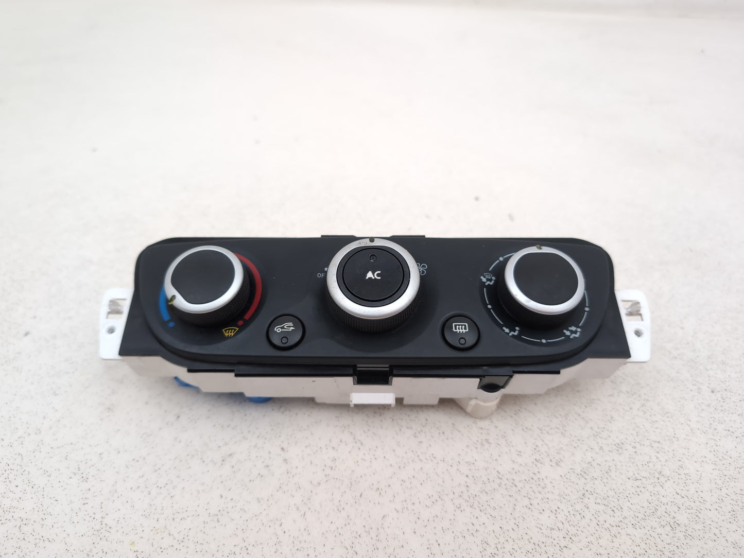 Renault Megane Expression Vvt Heat Climate Control Switch T1001786g 2008-2015