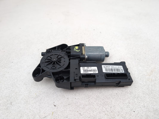Renault Megane Expression Vvt 110 Right Front Window Motor 968432100 2008-2015