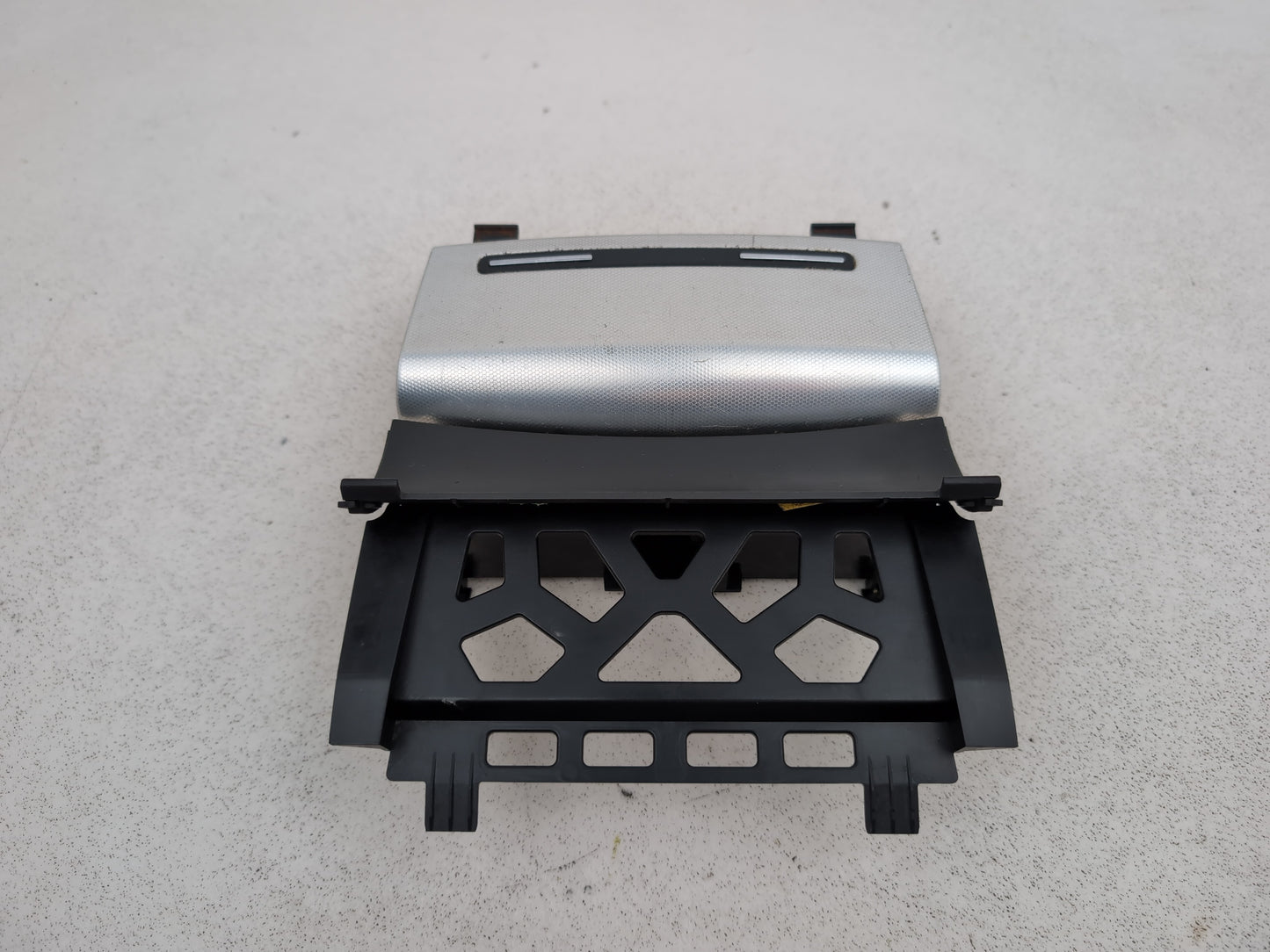 Audi A3 Sport Tfsi Ashtray Centre Console 8p0857951 2003-2015