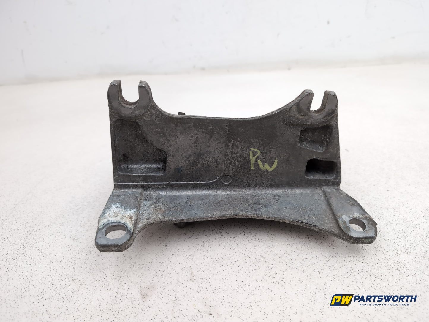 Renault Megane Expression Vvt 110 Engine Mounting Bracket 2008-2015 - photo 3