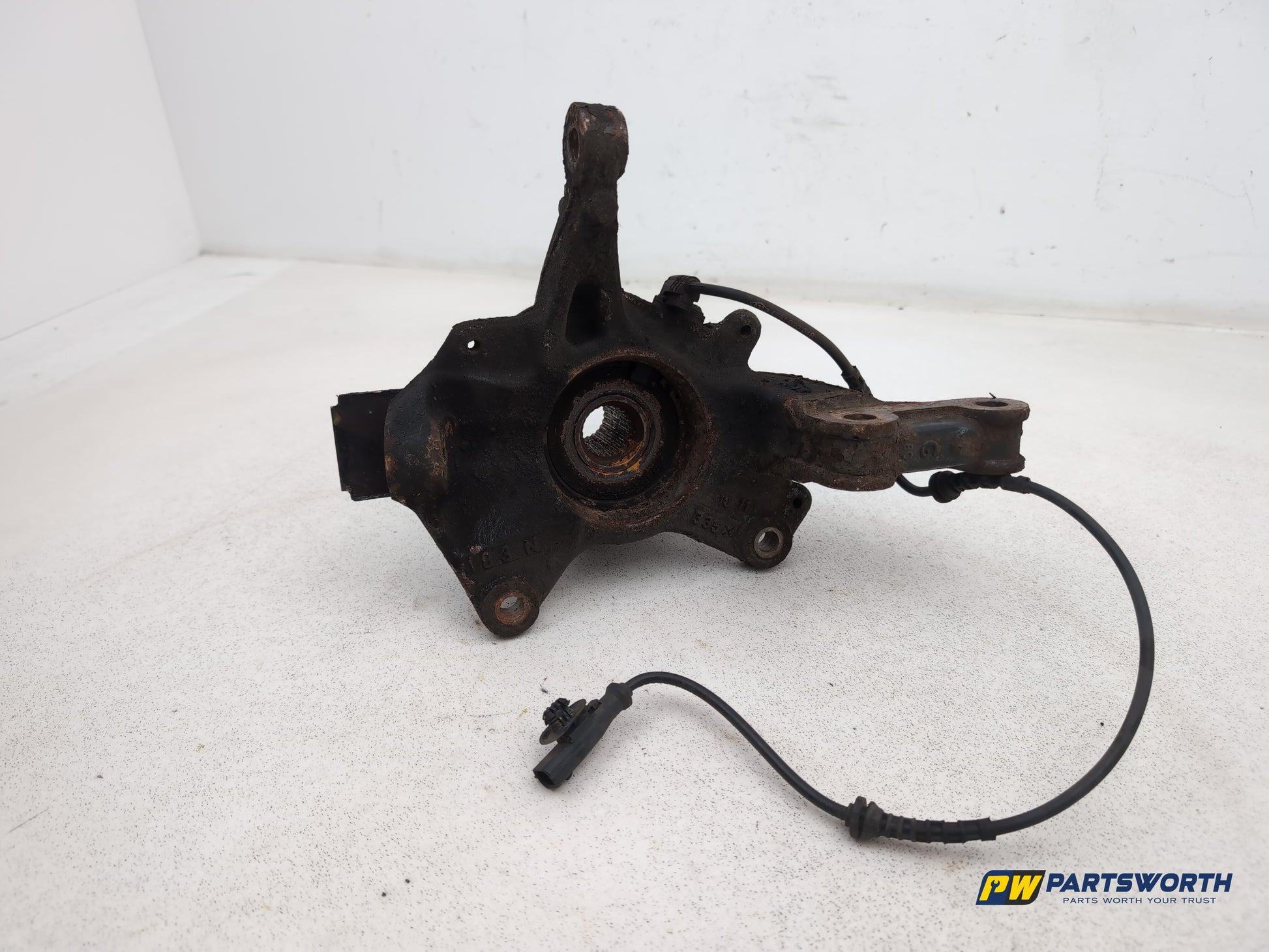 Renault Scenic Bizu Wheel Hub Front Lh Passenger Side 2009-2016