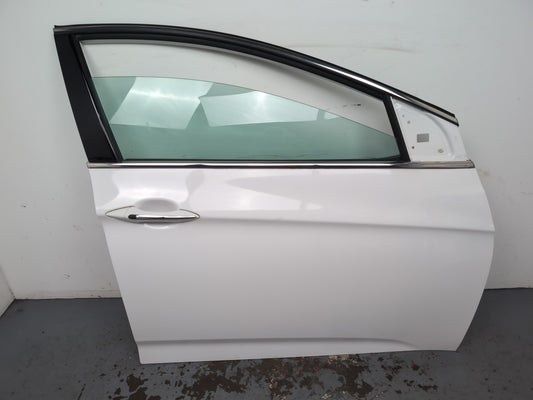 Hyundai I40 Vf Saloon/Estate Door Front Rh Driver Side White Pw6 2011-2019