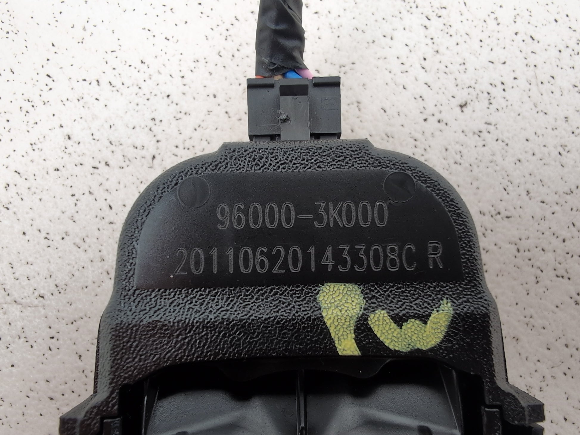 Hyundai I40 Style Crdi 2012 Rain Sensor 95775-3z000 - photo 6