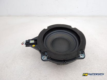Hyundai I40 Style Crdi Rear Subwoofer Speaker 963803z050 2011-2019