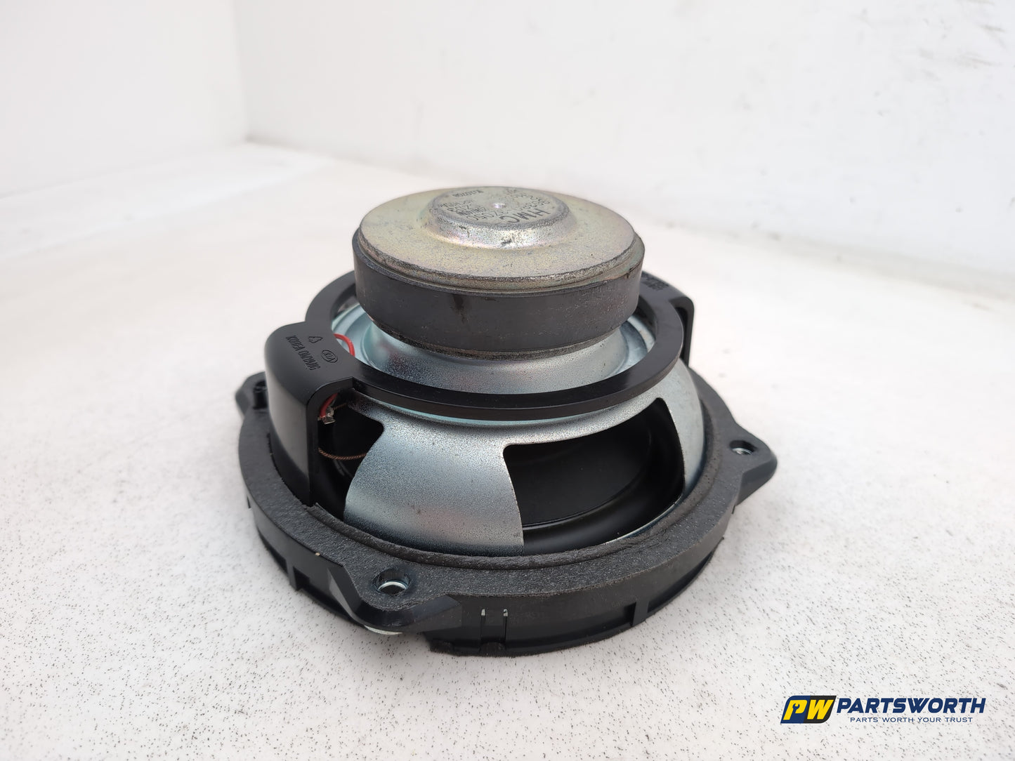 Hyundai I40 Style Crdi Rear Subwoofer Speaker 963803z050 2011-2019 - photo 7