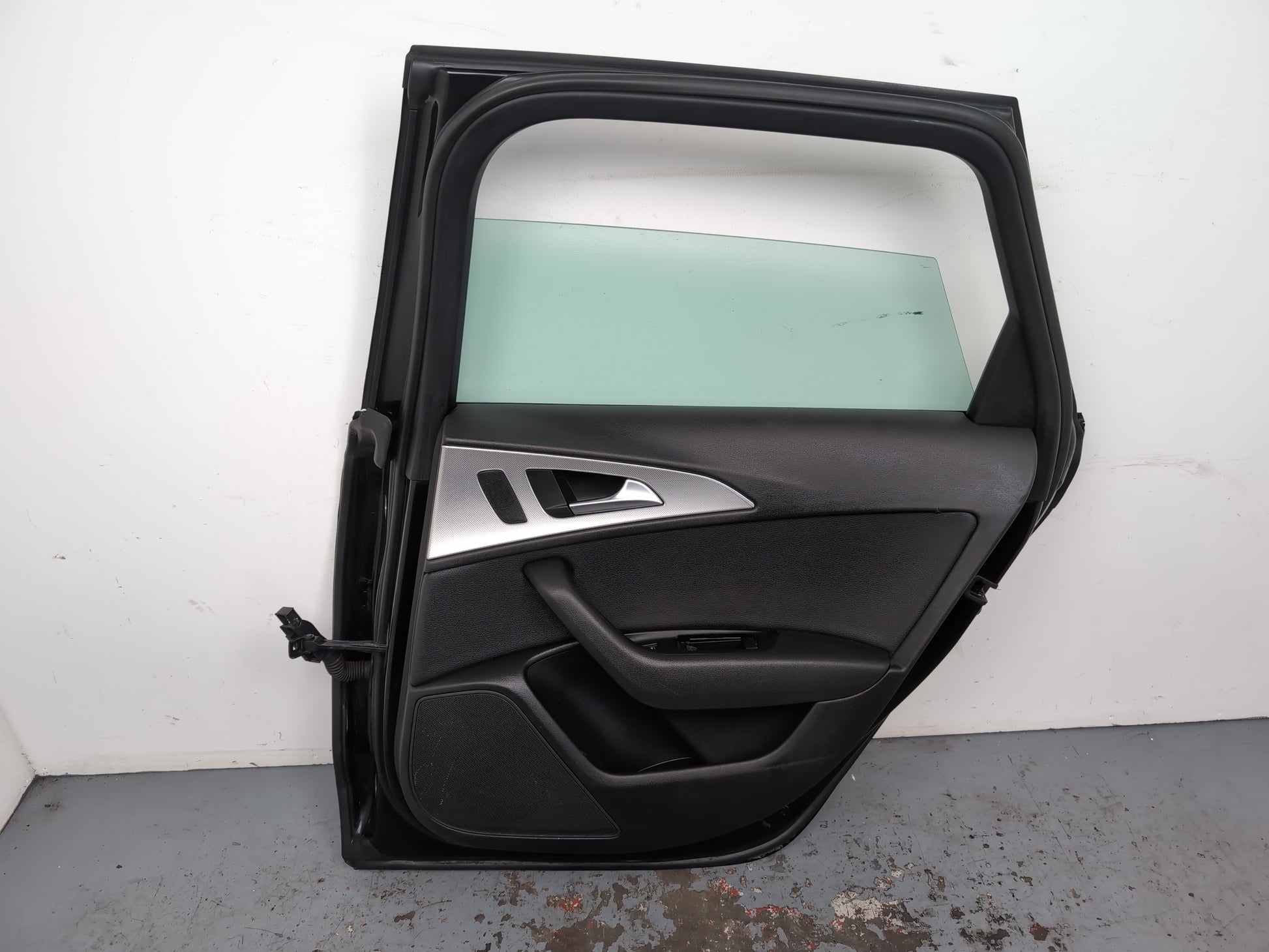 Audi A6 Se Tdi Estate Door Rear Rh Driver Side Black Ly9b 2011-2018 - photo 10