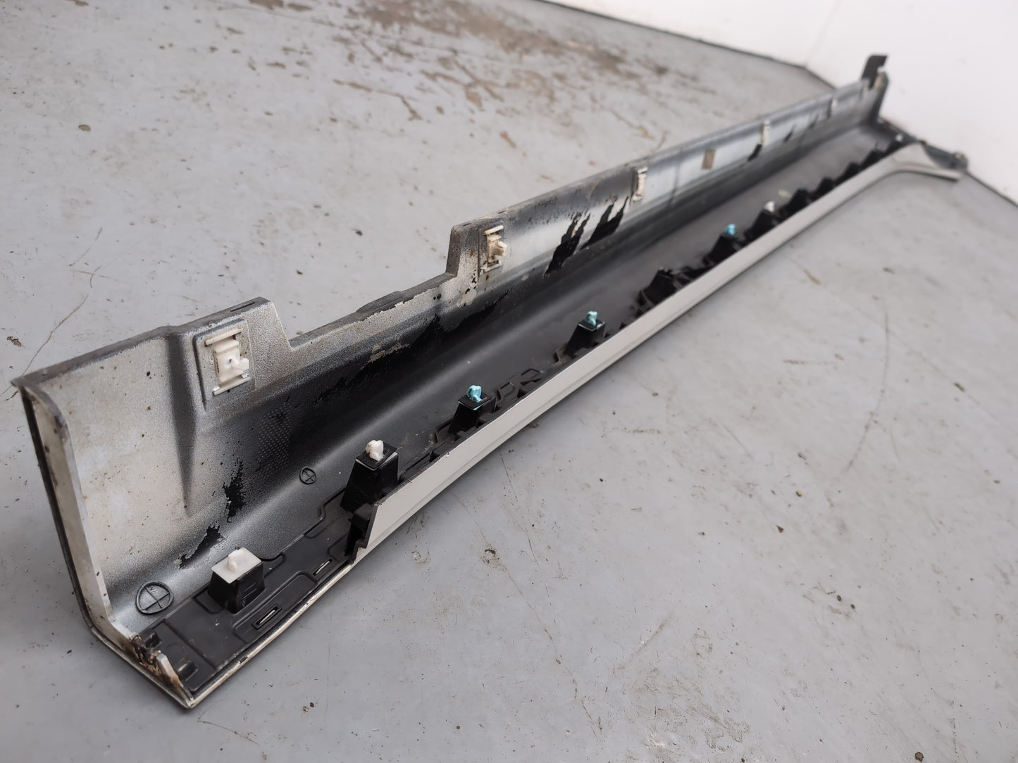 Hyundai I40 Style Crdi Side Skirt Lh White Crystal Pearl Pw6 2011-2019 Scratches - photo 7