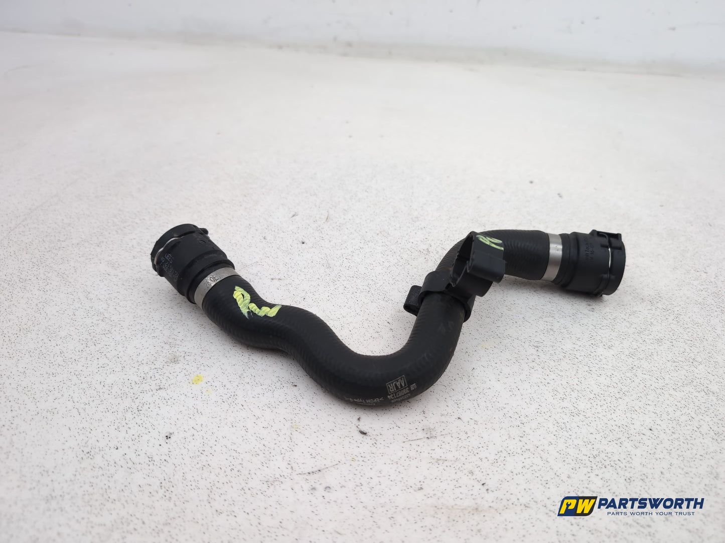 Vauxhall Insignia Sri Vx-Line Engine Water Coolant Pipe Hose 422346486 2017-2026
