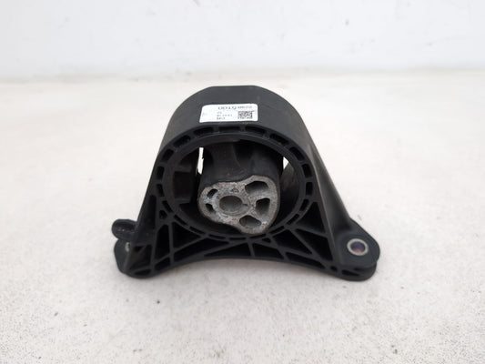 Engine Mounting Bracket 1