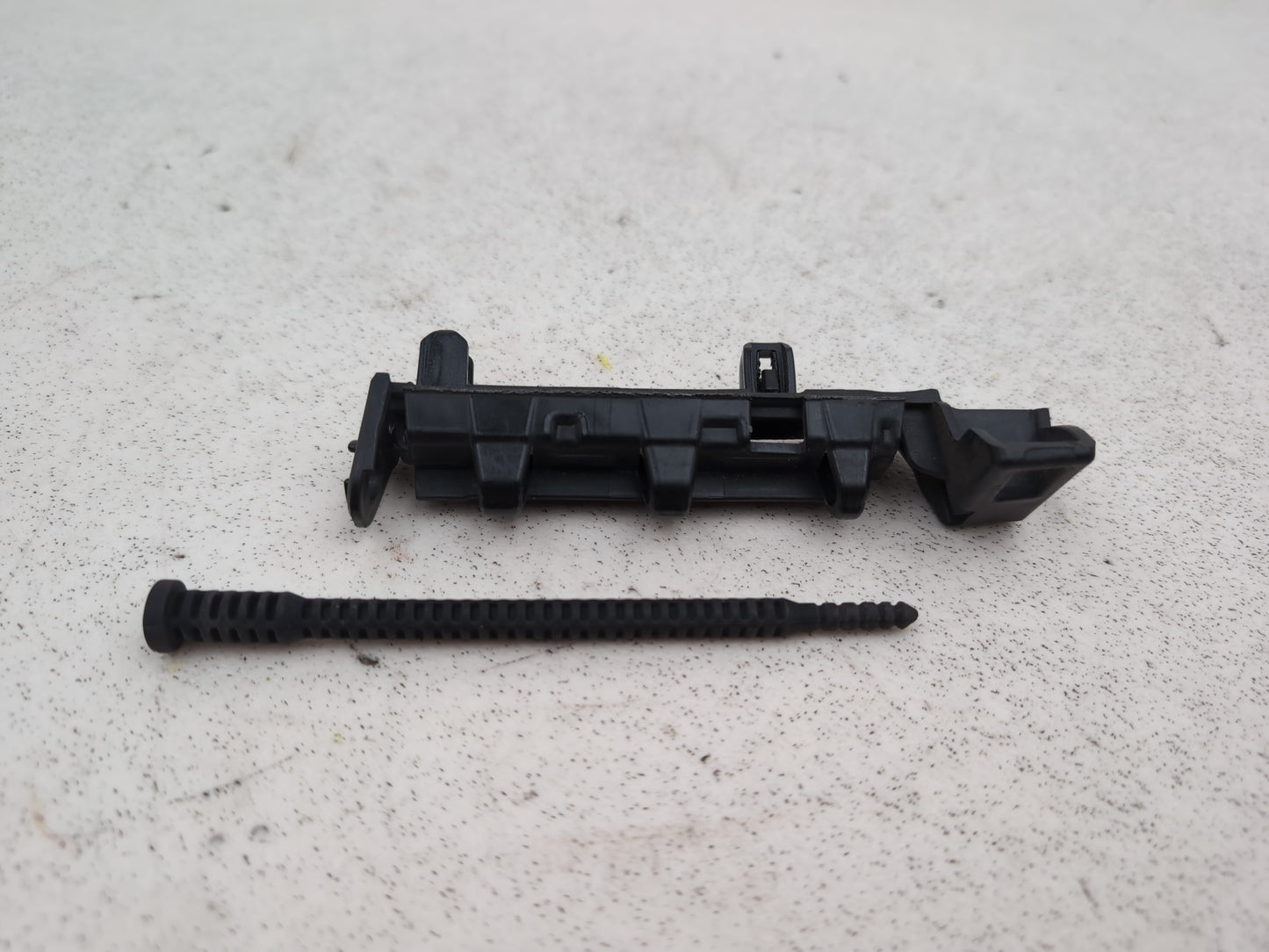 Audi A6 Se Tdi Rear Left Bumper Bracket 4g9807889 2011-2018 - photo 7