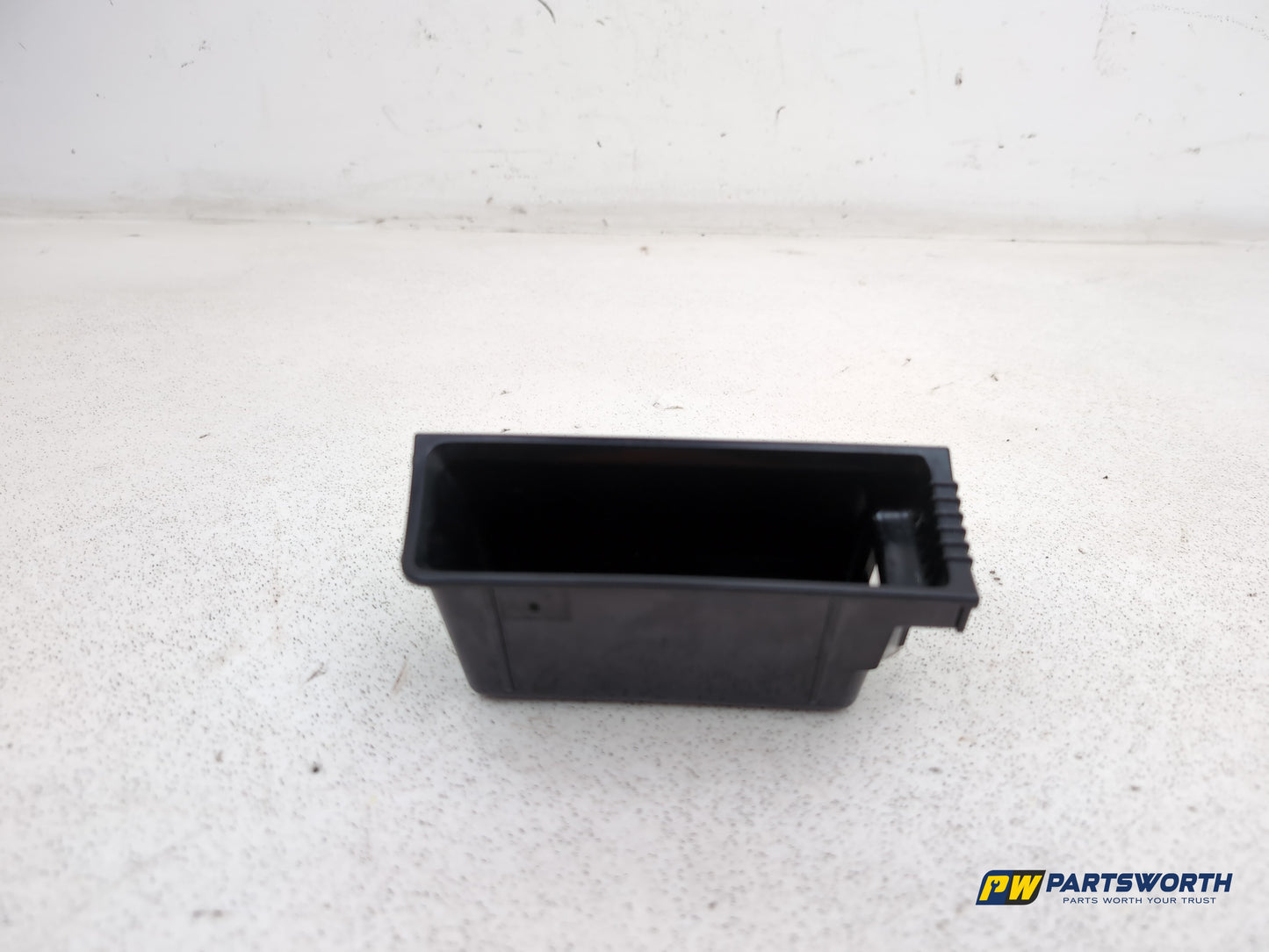 Volkswagen Passat Highline Tdi Ashtray Centre Console 3c0863077 2010-2014