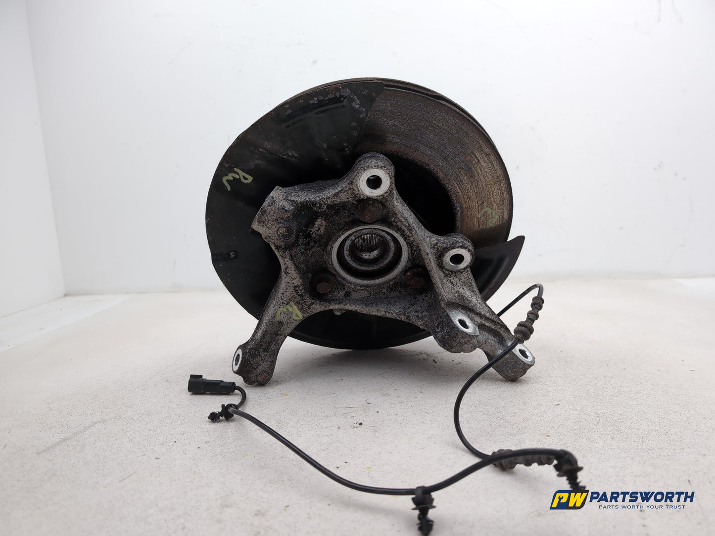 Vauxhall Insignia Sri Vx-Line Nav Wheel Hub Front Rh Driver Side 2017-2026