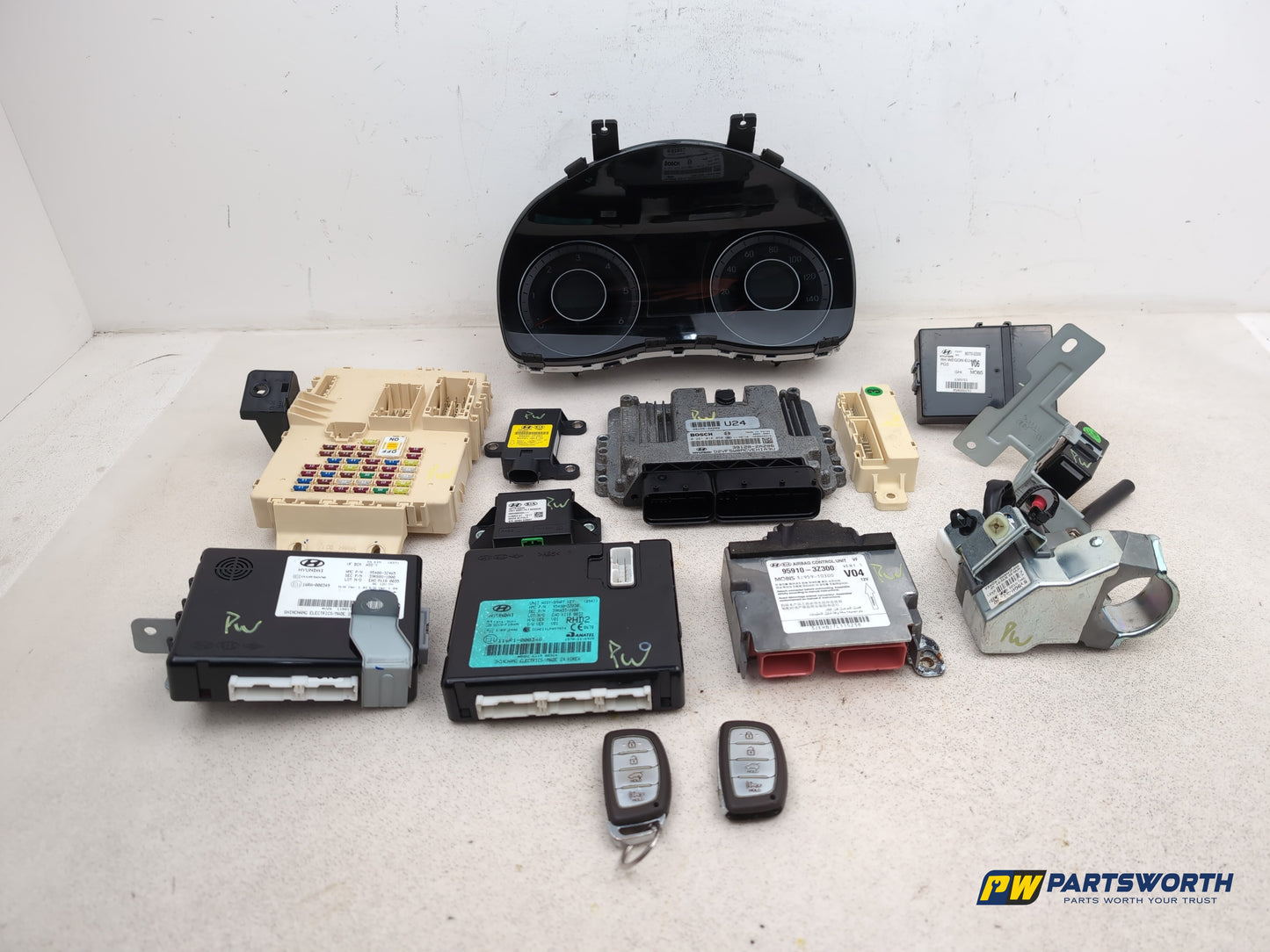 Hyundai I40 Style Crdi Complete Engine Ecu Kit 1.7l Diesel 391202a206 2011-2018