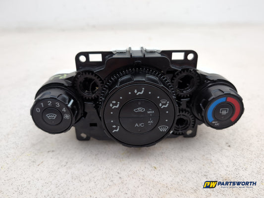 Ford Fiesta Zetec Heater Control Switches Panel 8a6118549 2012-2017