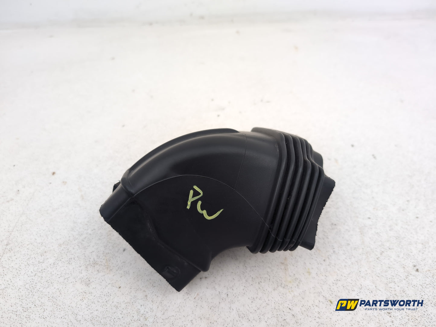 Audi A6 Se Tdi Quattro A Air Intake Pipe 4f0129739b 2005-2011