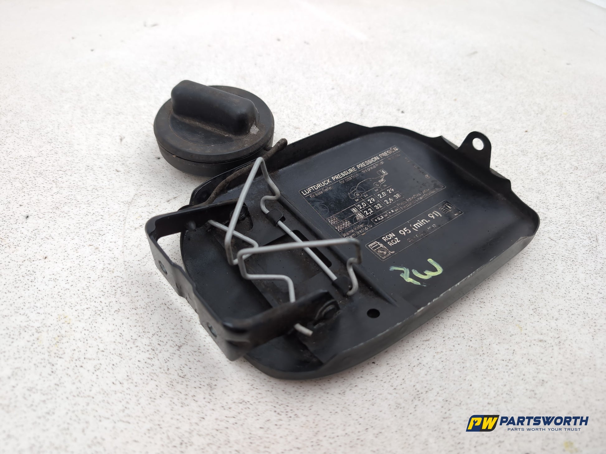 Mercedes-Benz B160 Sport Cvt Fuel Filler Flap And Cap Black 191 2005-2011 - photo 6
