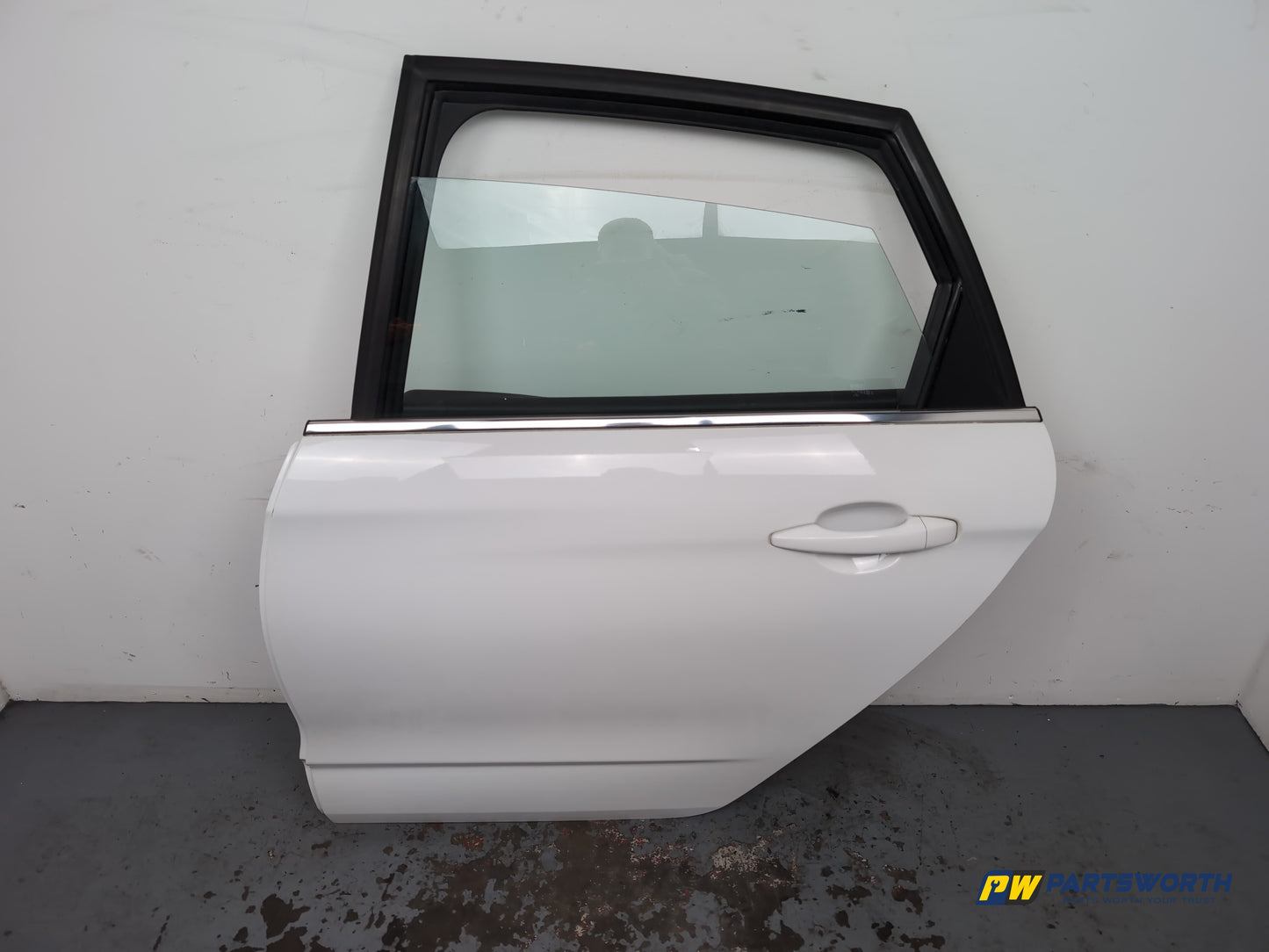 Door Rear LH 1