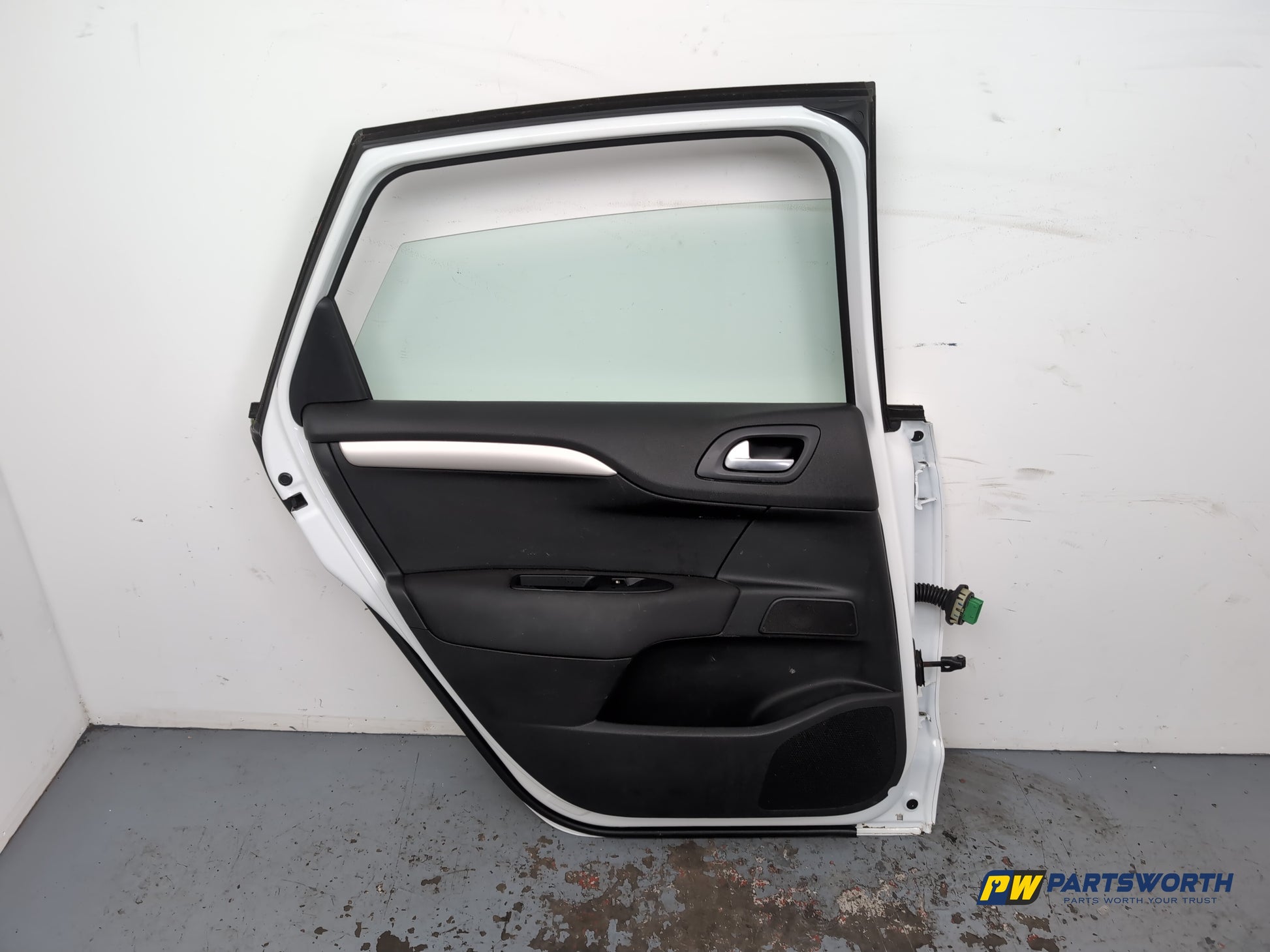 Door Rear LH 7