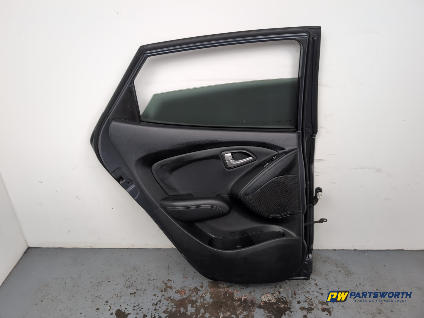 Door Rear LH 7