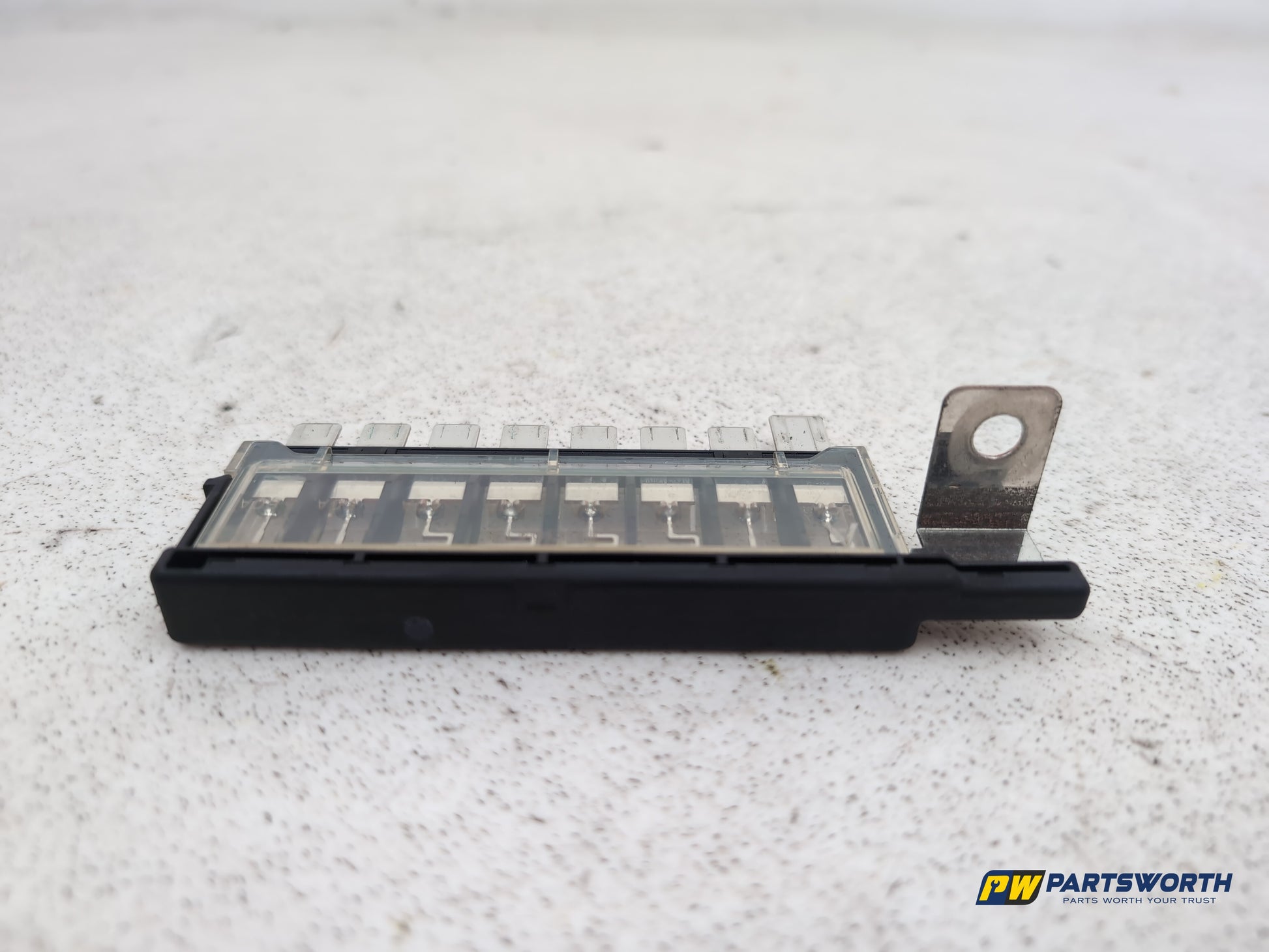 Fuse and Relay Box 1 1