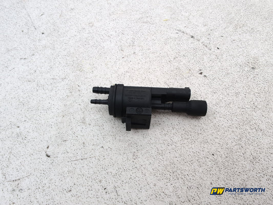 Mercedes-Benz C250 Amg Sport Air Pump Valve Pressure Electric Change Over Sensor