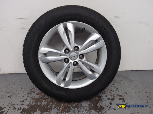 Hyundai Ix35 Style 2wd Crdi 134 Wheel With Tyre 215/65 R17