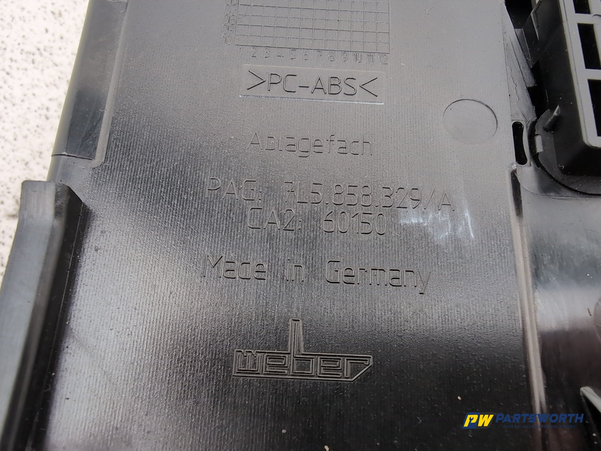 Porsche Cayenne Tiptronic S Centre Console Storage Tray 7l5857321 2003-2010 - photo 7