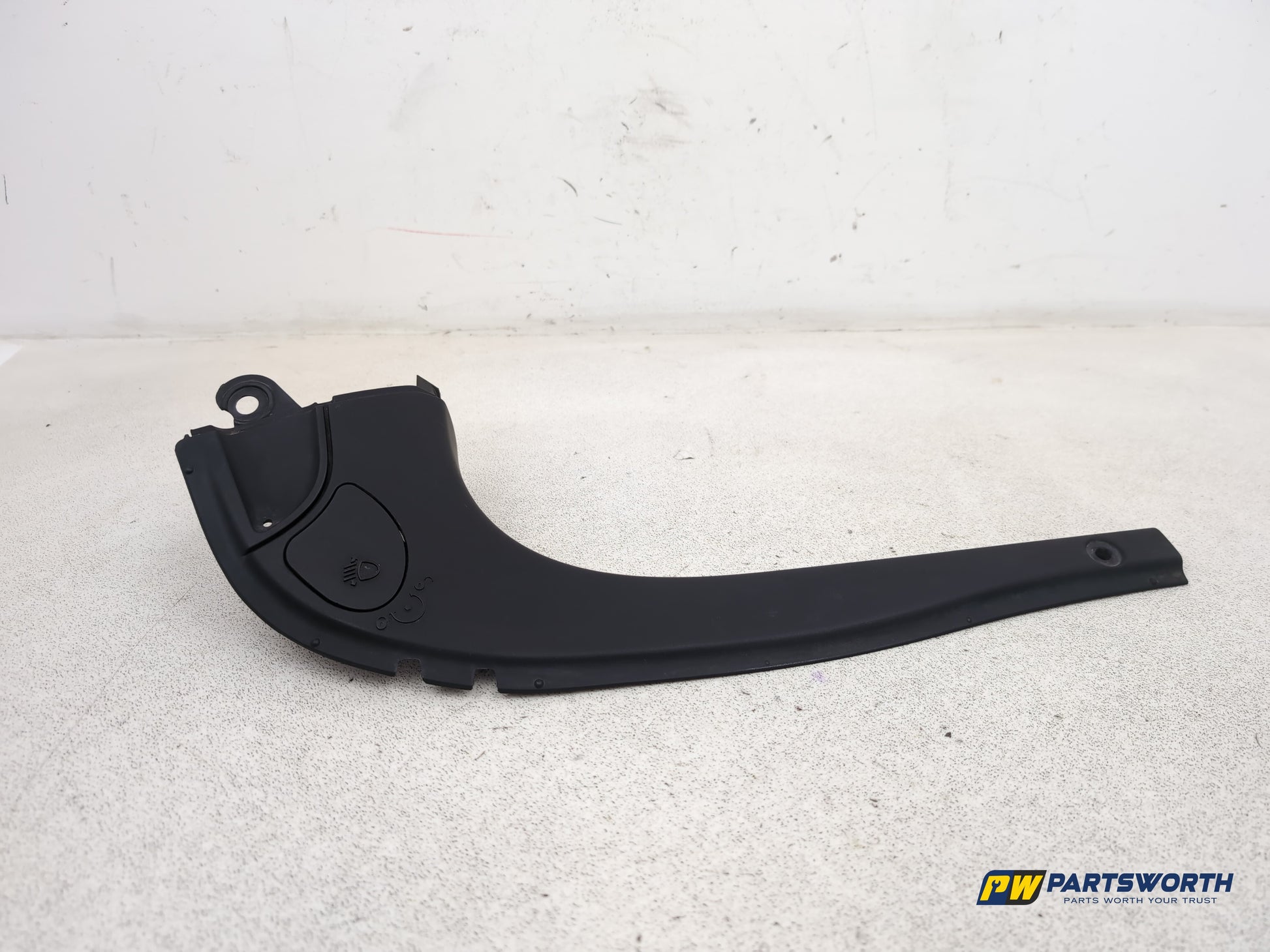 Porsche Cayenne Tiptronic S Engine Cover Panel Trim Driver Side 7l5805286