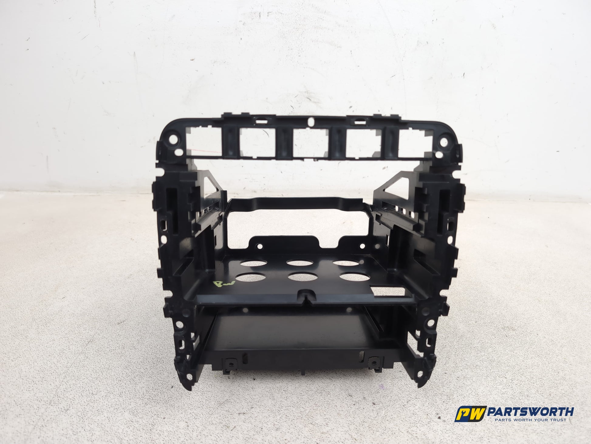 Porsche Cayenne Tiptronic S Centre Console Bracket Cage 7l5857093 2003-2010