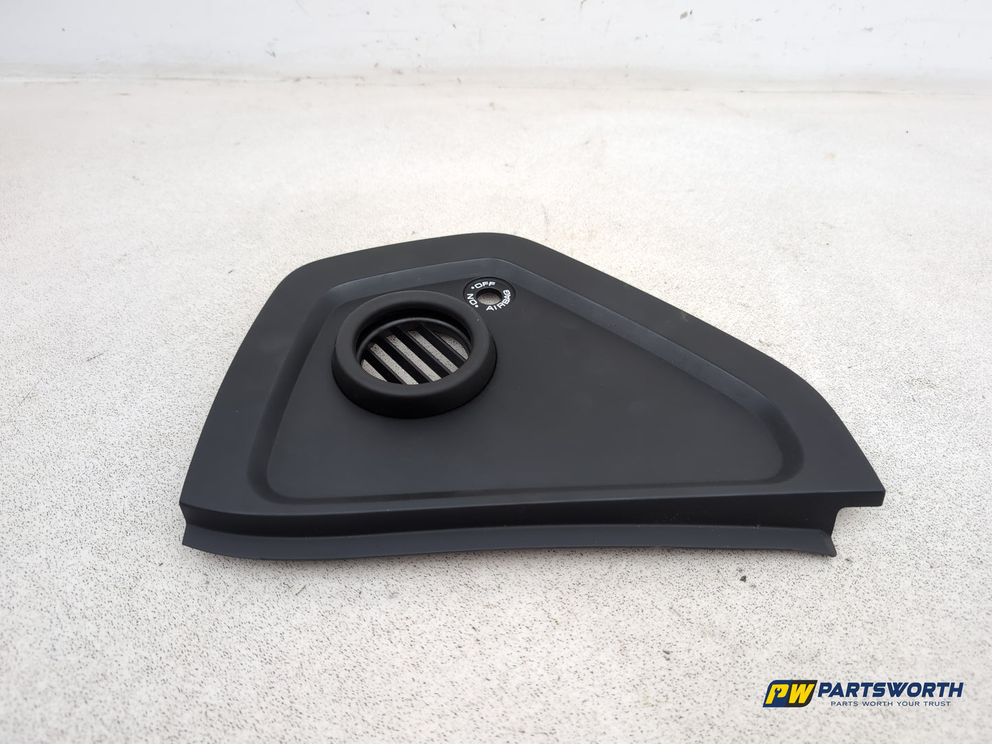 Porsche Cayenne Tiptronic S Left Dash End Cap Fuse Cover 7l5857175 2003-2010