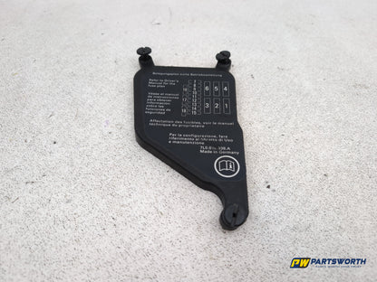 Porsche Cayenne Tiptronic S Fuse Box Cover Lid 7l0937576 2003-2010