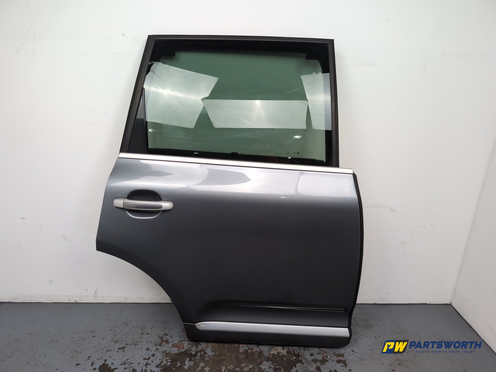 Porsche Cayenne Tiptronic S Door Rear Rh Driver Side Silver Ld7z 2003-2010