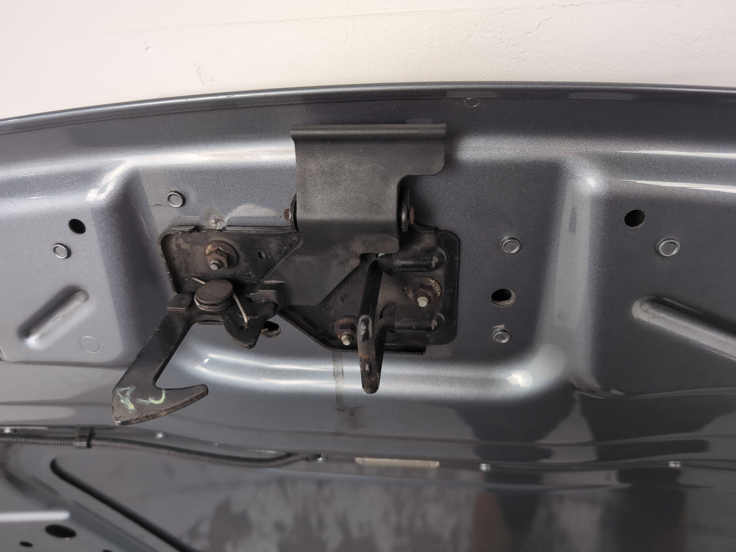 Porsche Cayenne Tiptronic S Bonnet Silver Ld7z 2003-2010 - photo 7