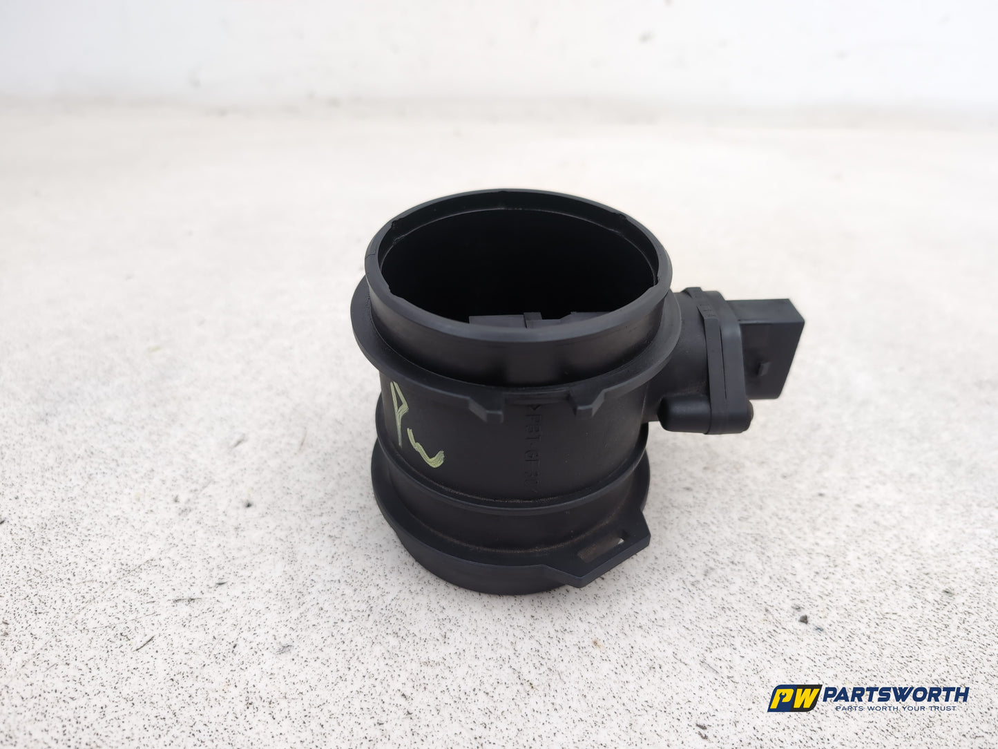 Porsche Cayenne Tiptronic S Mass Air Flow Meter 7l5906461 2003-2010