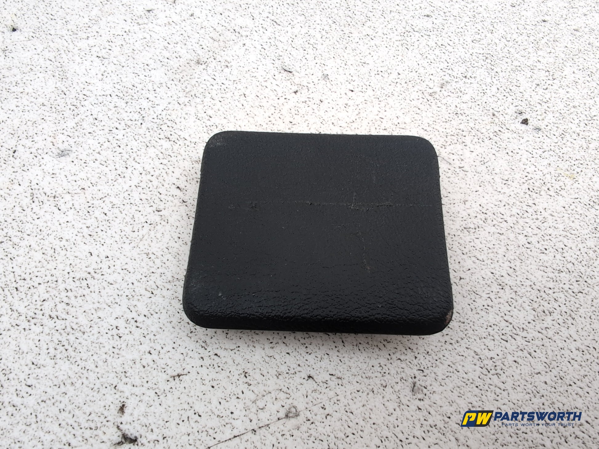 Porsche Cayenne Tiptronic S Rear Emergency Boot Opening Handle Cover 7l5867747