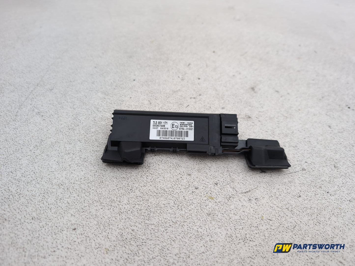 Porsche Cayenne Tiptronic S Alarm Ultrasonic Sensor 7l5951171 2003-2010