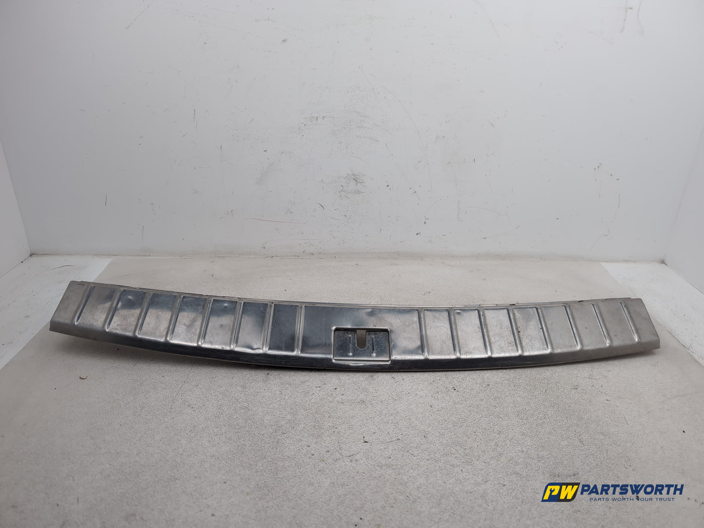 Porsche Cayenne Tiptronic S Boot Lock Cover 7l5863459 2003-2010