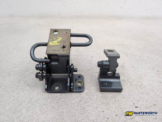 Porsche Cayenne Tiptronic S Rear Right Door Hinge Driver Side 7l0833412