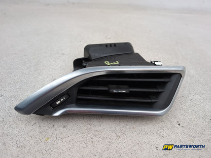 Peugeot 208 Active Right Driver Side Dashboard Air Vent 9673131677 2012-2019