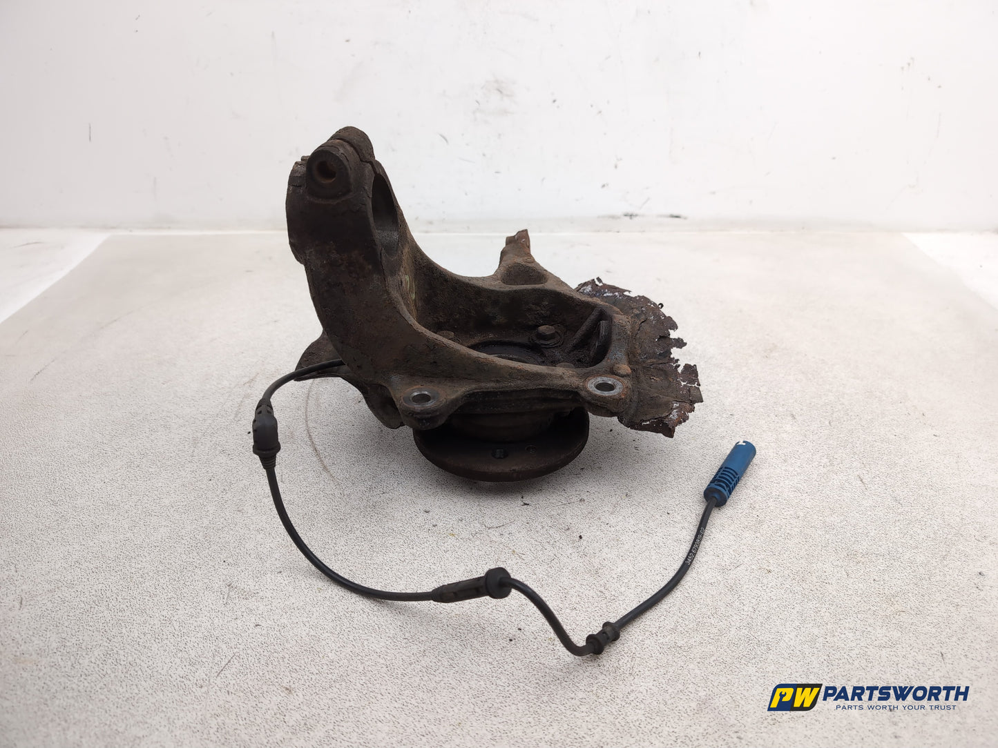 Mini One Wheel Hub Front Rh Driver Side 2006-2013