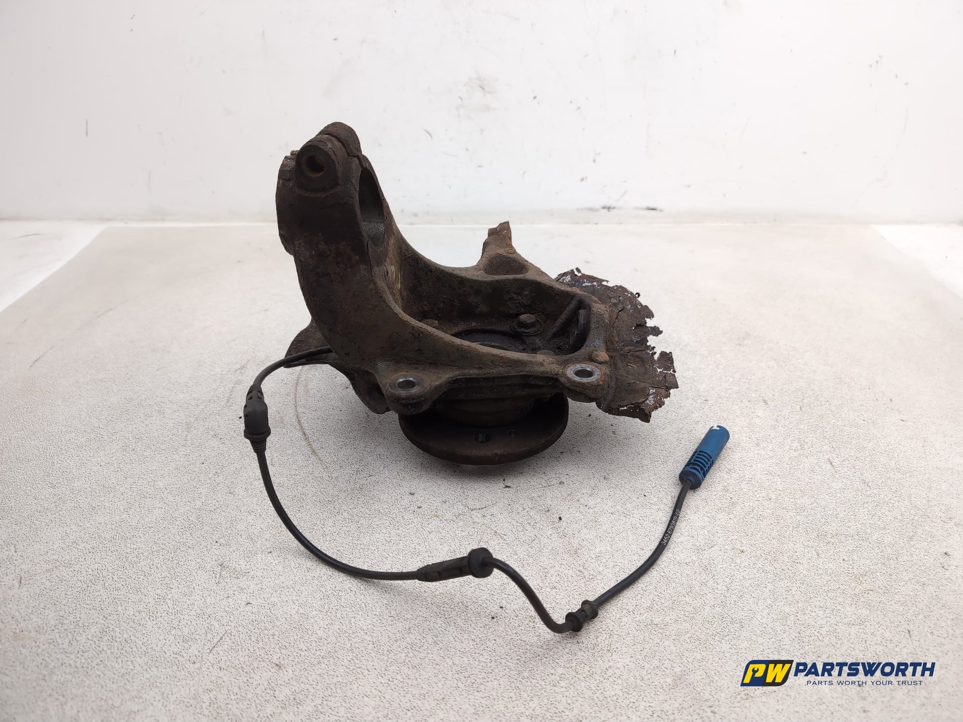Mini One Wheel Hub Front Rh Driver Side 2006-2013