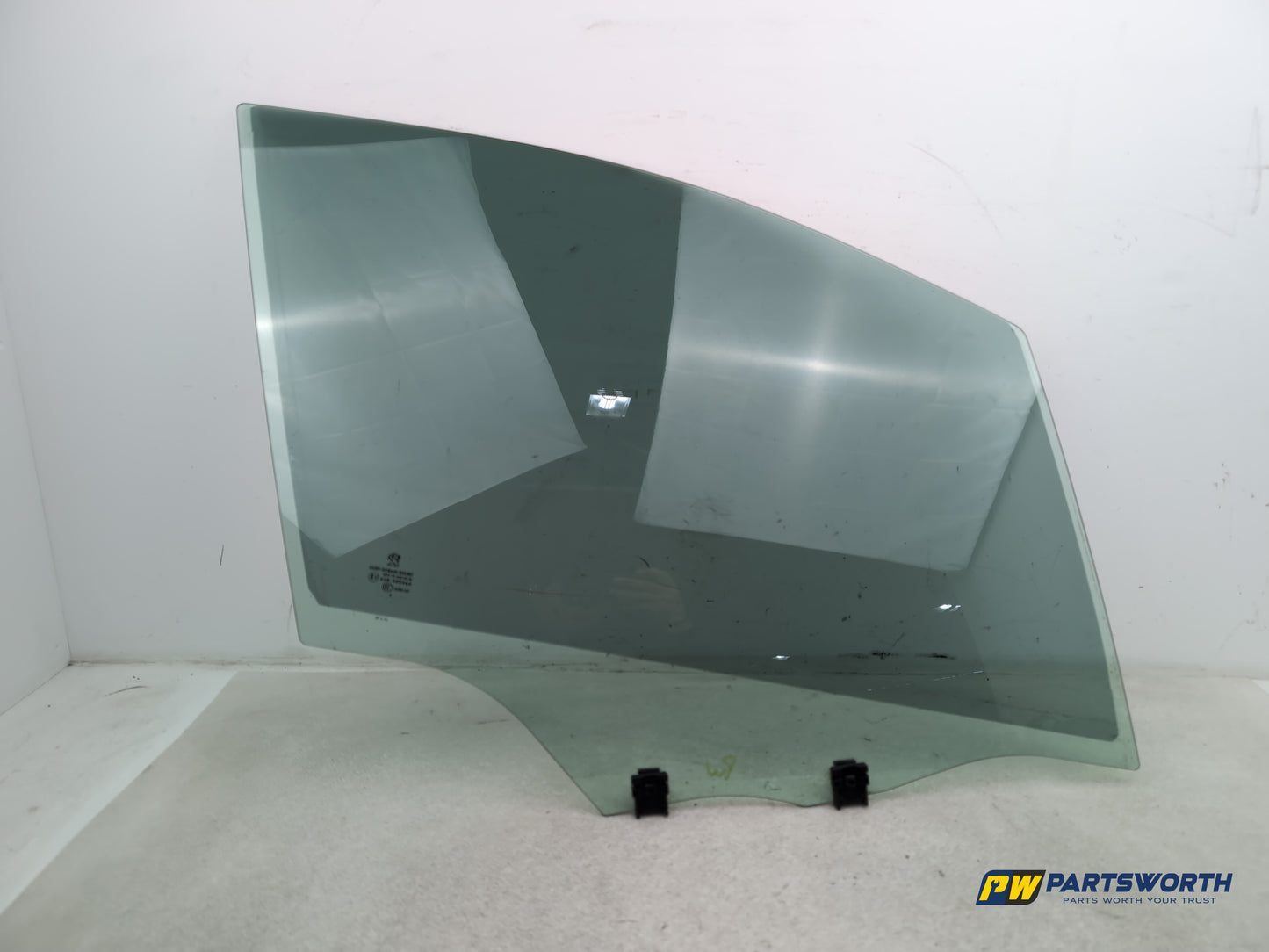 Peugeot 208 Active Tinted Door Glass Front Rh Driver Side 2012-2019