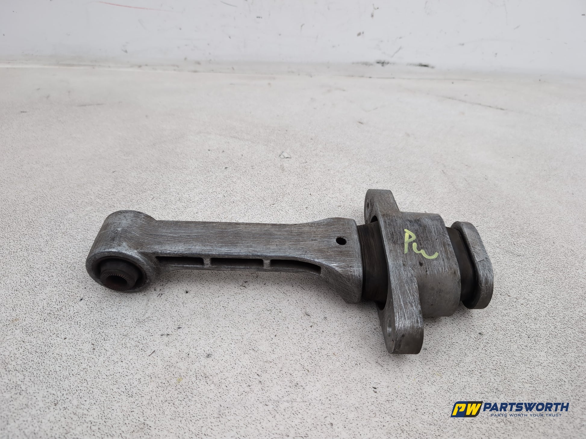Hyundai Ix35 Style 2wd Crdi 134 Engine Mounting Bracket 219692s000 2009-2015