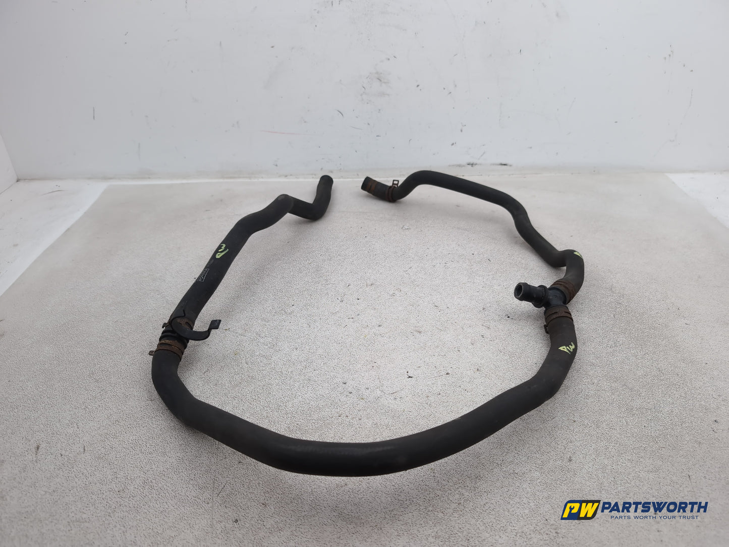 Ford Fiesta Zetec Heater Coolant Hose 8v2118k580db 2012-2017