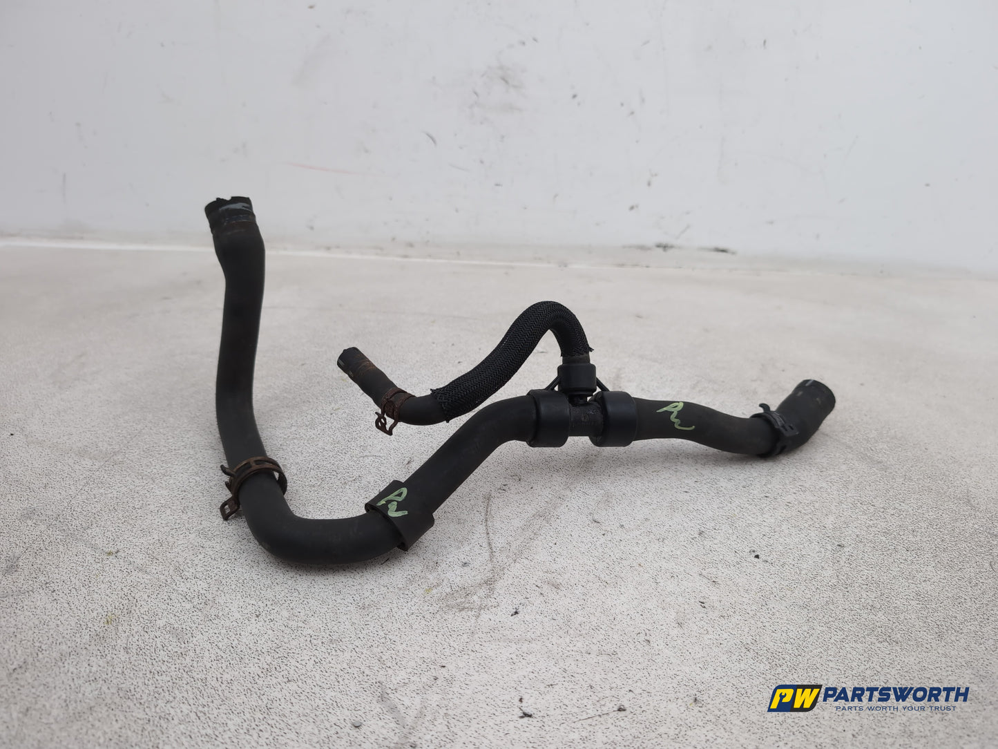 Ford Galaxy Zetec Tdci Auto Coolant Pipe 9g918260bb 2010-2015