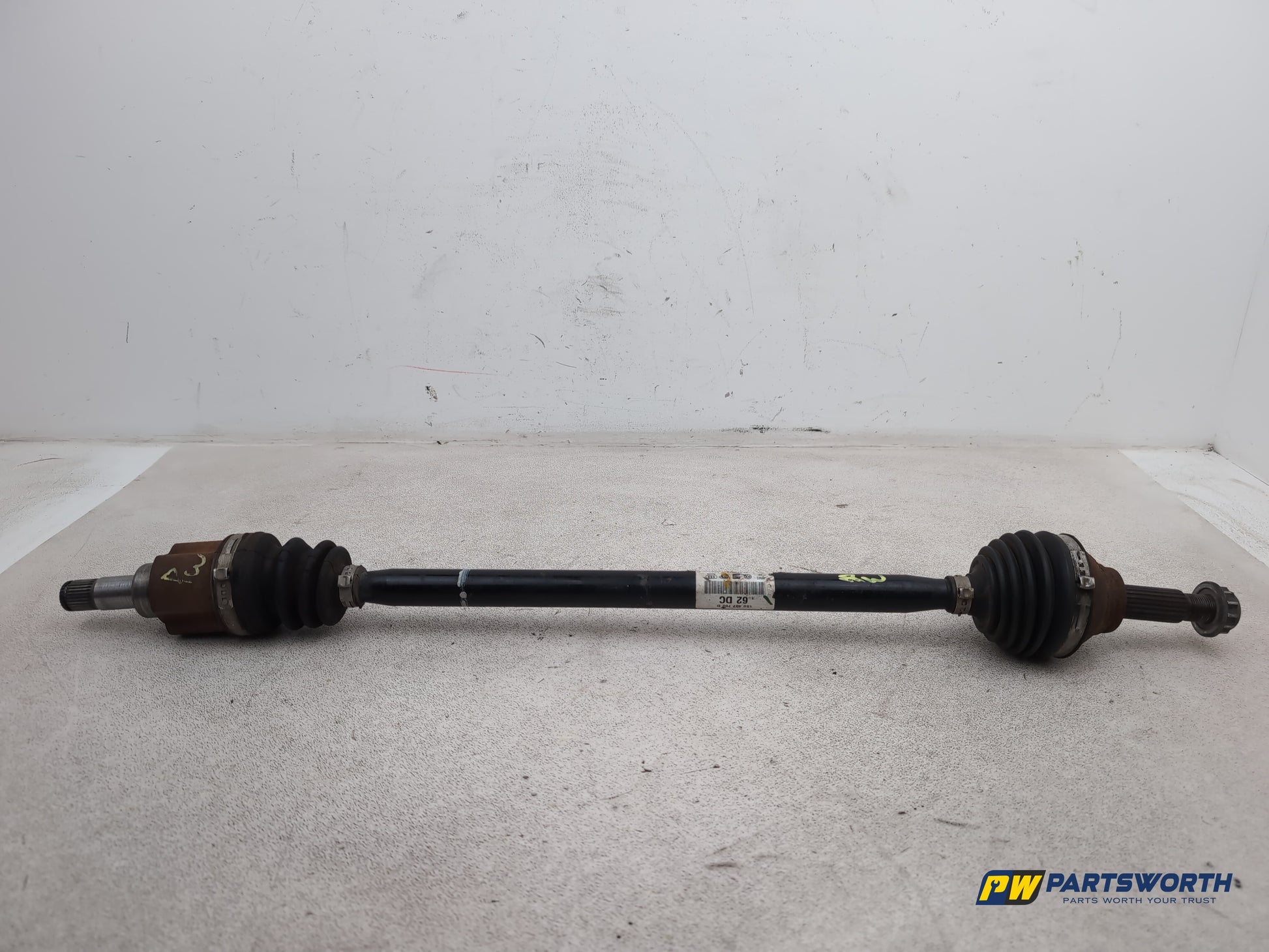 Skoda Citigo Se 12v Driveshaft Front Rh Driver Side 1s0407762 2012-2020