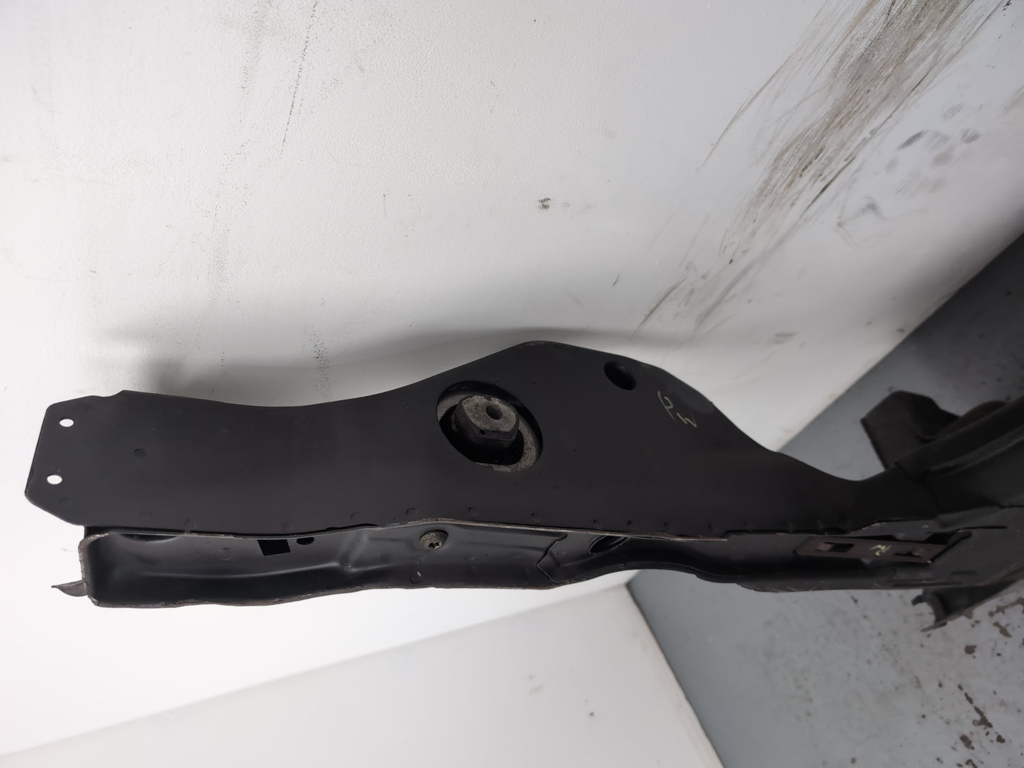 Subframe Front 12