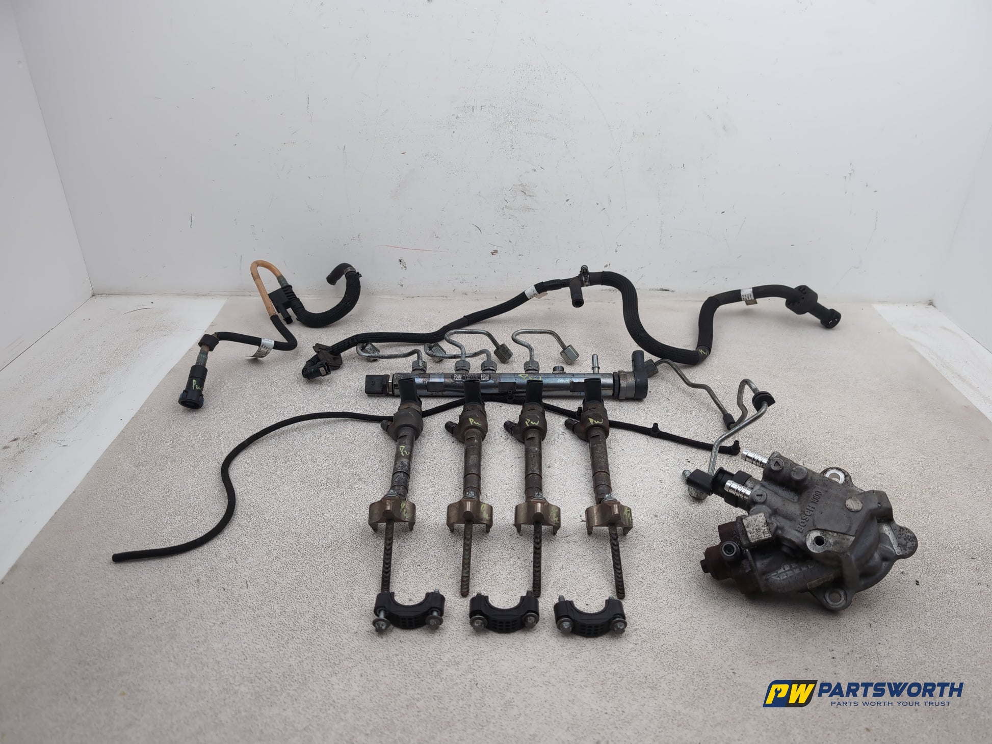 Fuel Rail 1