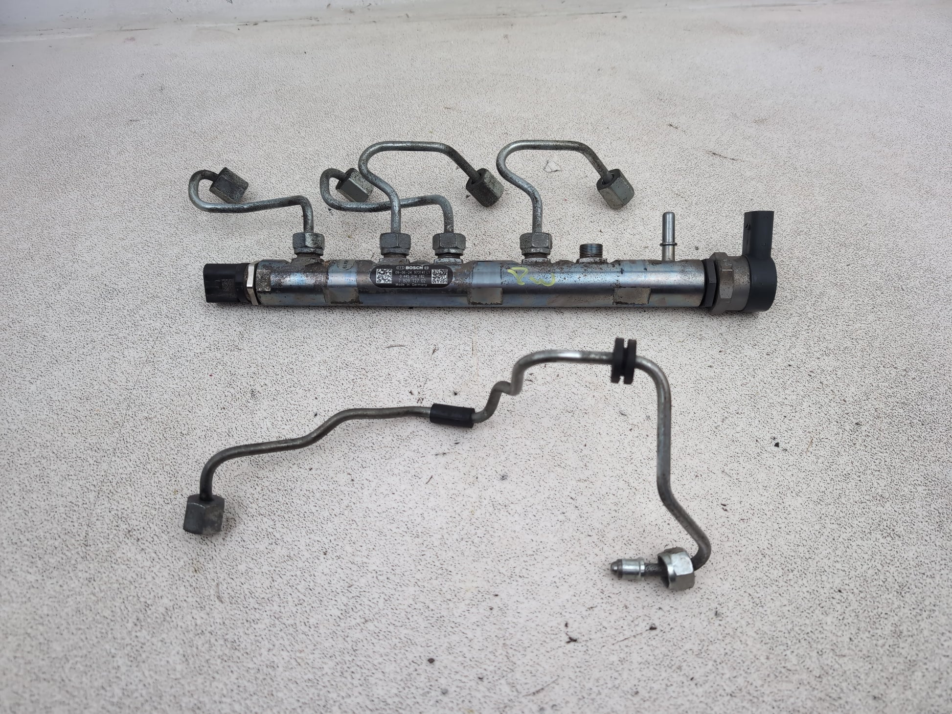 Fuel Rail 7
